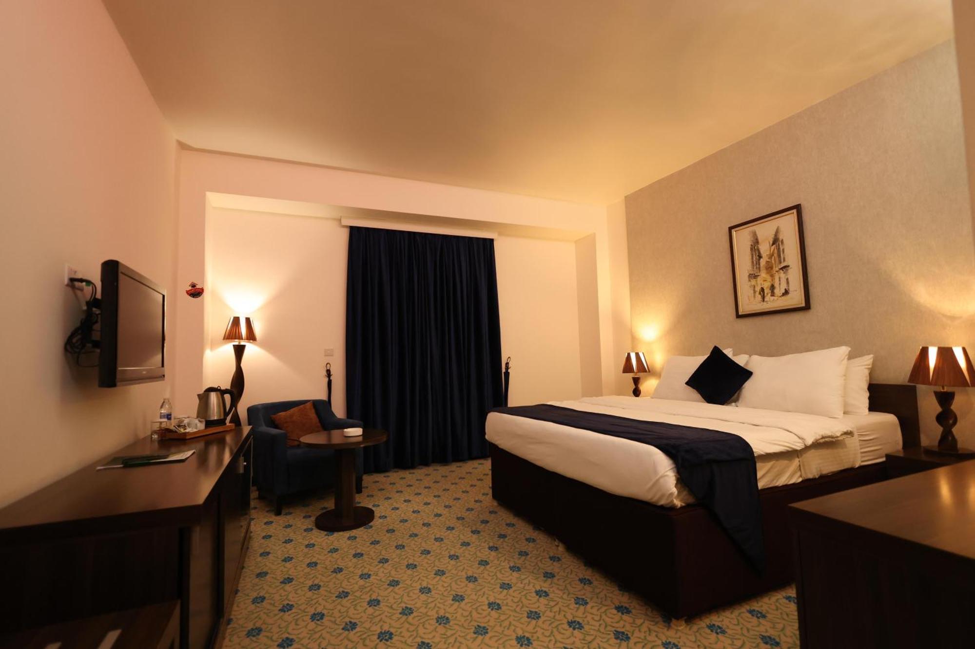 فندق بغداد Baghdad International Hotel 外观 照片